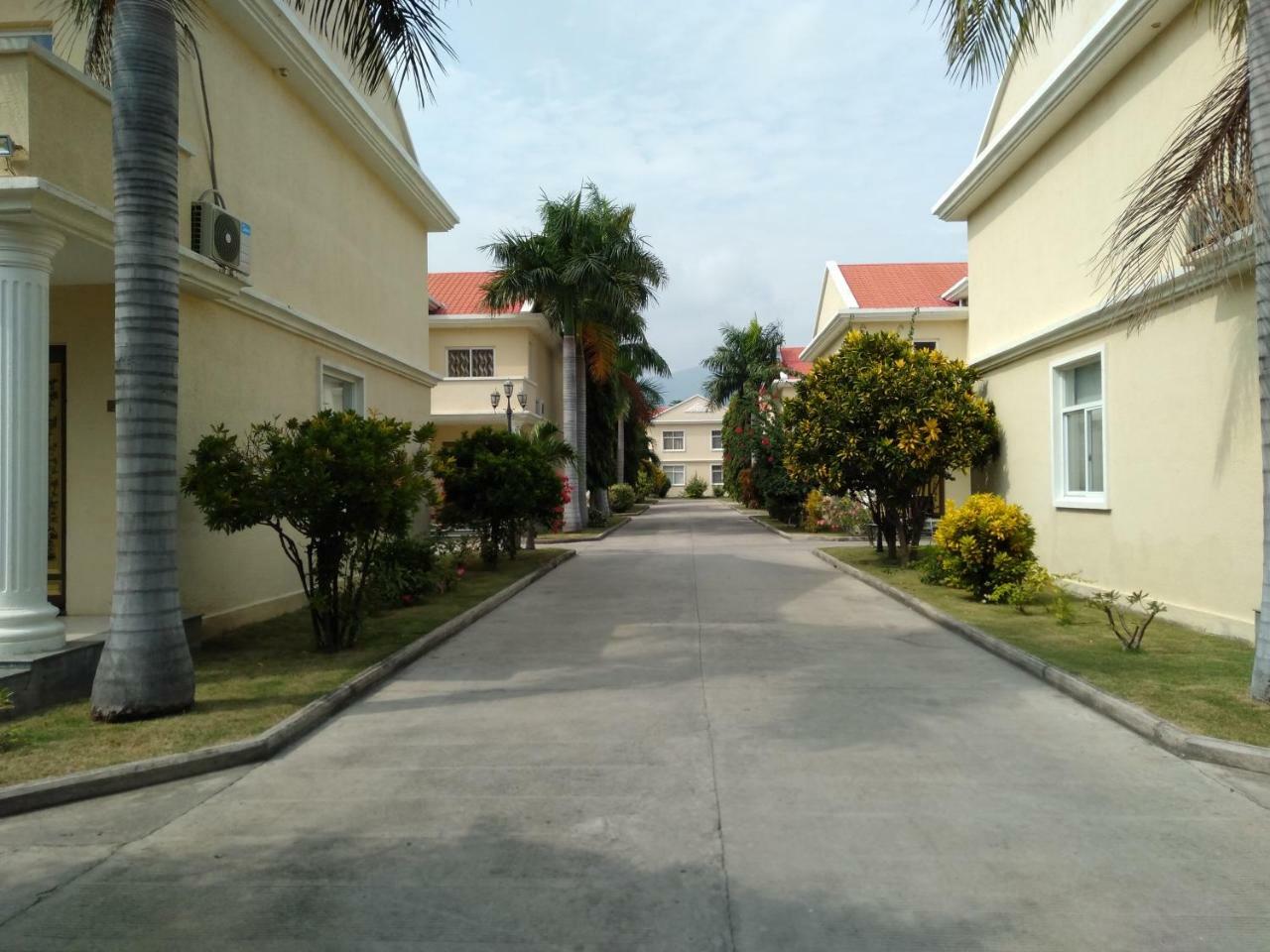 Beach Garden Hotel Dili Buitenkant foto