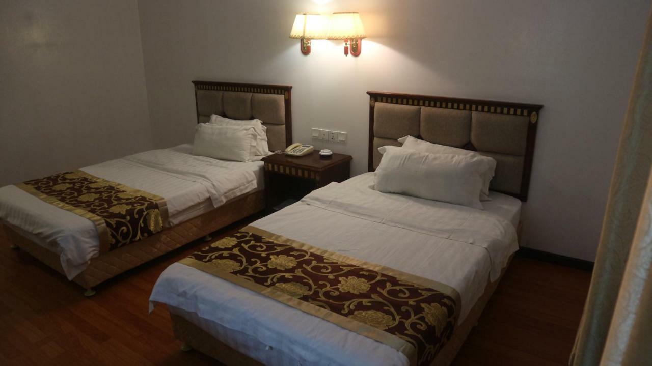 Beach Garden Hotel Dili Buitenkant foto