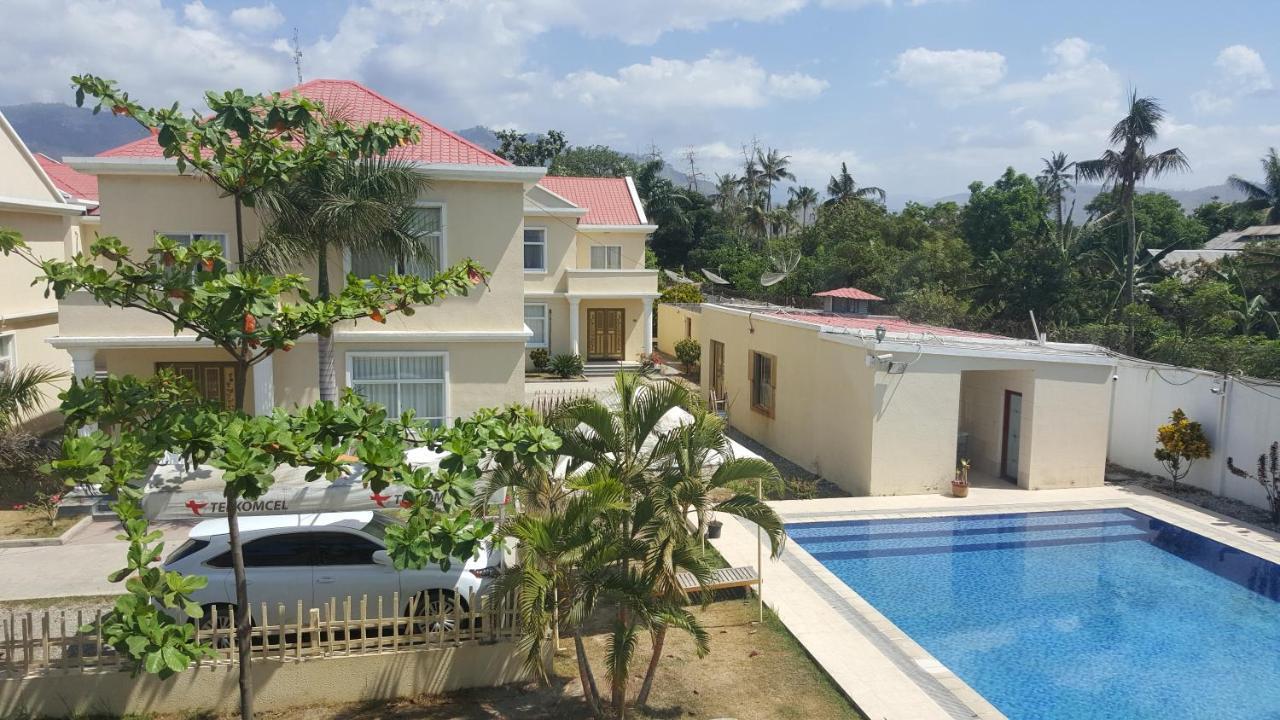 Beach Garden Hotel Dili Buitenkant foto